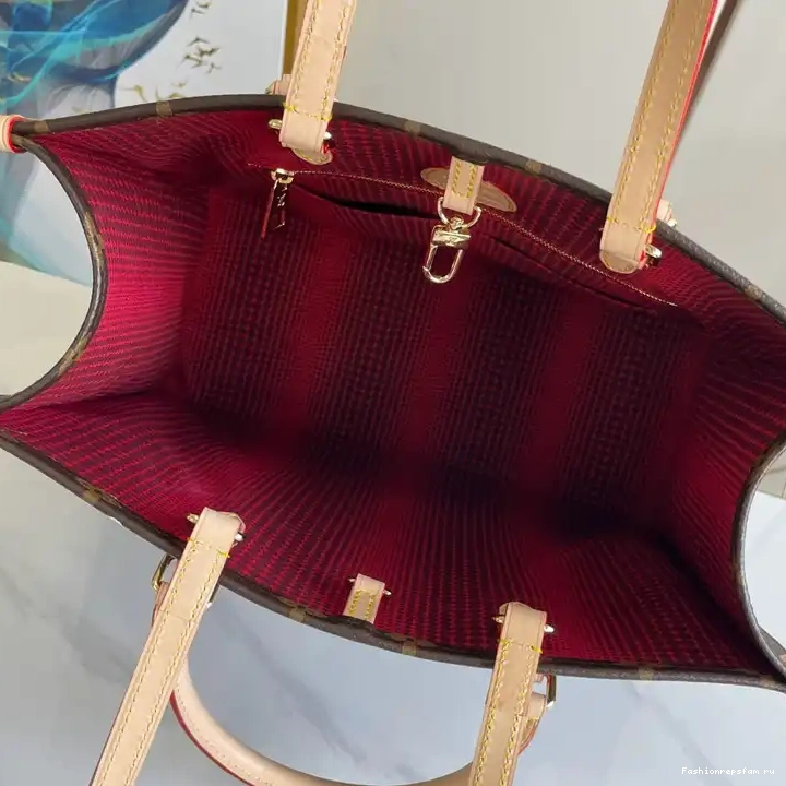 Fashionrepsfam ru LV Bag 2301DJ0002 1028